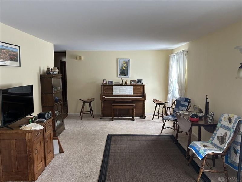 2415 Tennyson Drive, Bellbrook, OH 45305 Photo 5