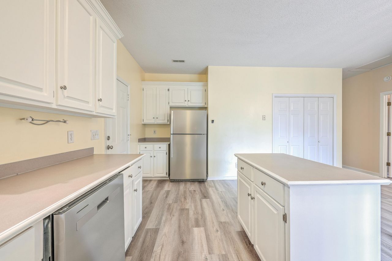 195 Fox Squirrel Run Photo 13