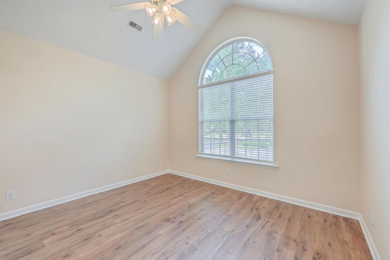 195 Fox Squirrel Run Photo 19