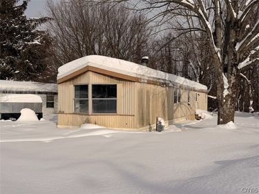 956 Middle Road, Unit 5A, Oswego, NY 13126