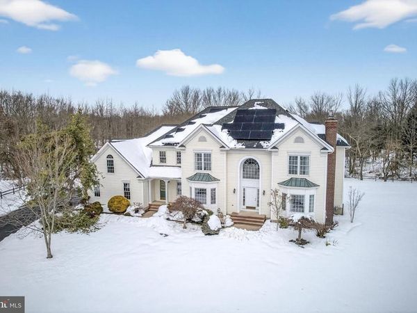 23 SILVERS, CRANBURY, NJ 08512