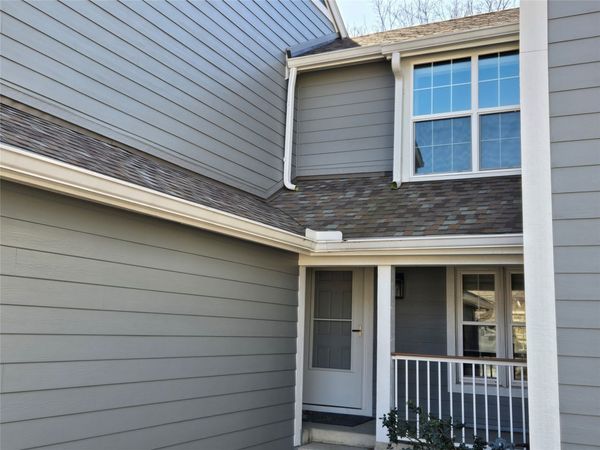 8020 Cobblestone Road, Urbandale, IA 50322