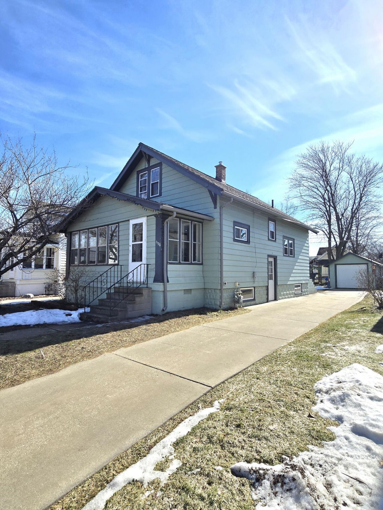 1130 Columbus Avenue, Grand Haven, MI 49417 Main Photo