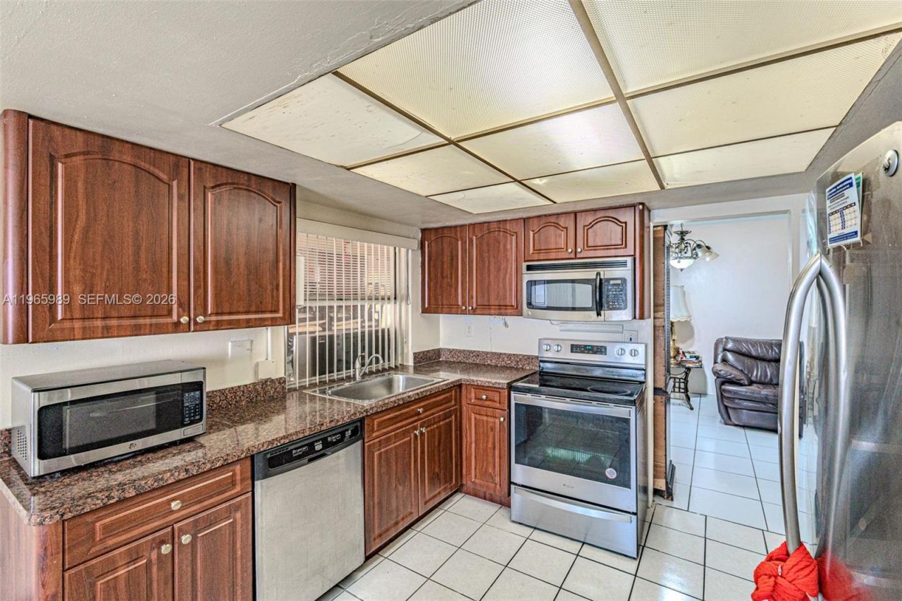 4541 NW 23rd St, Lauderhill, FL 33313 Photo