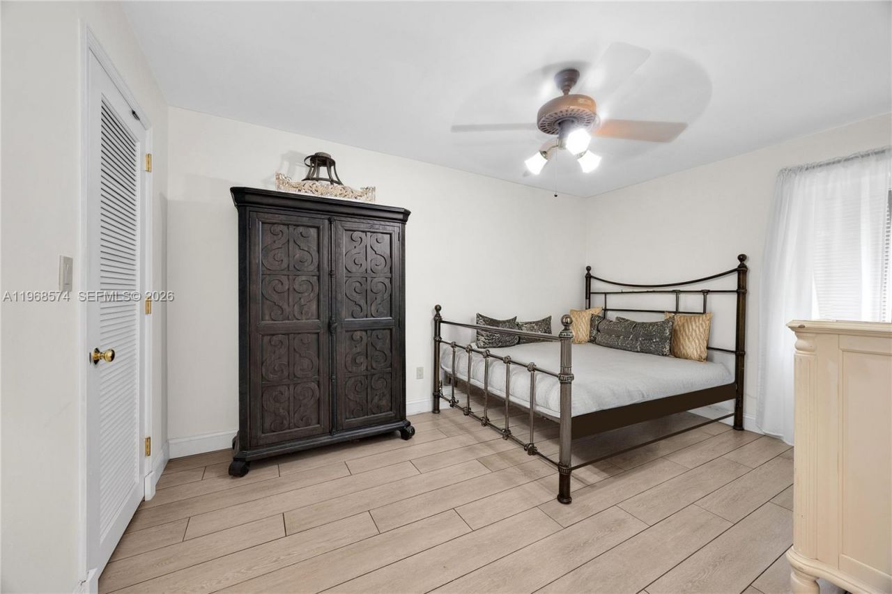 18525 SW 90th Ct, Cutler Bay, FL 33157 Photo