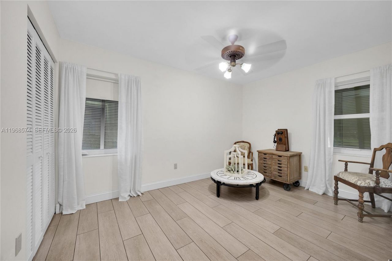 18525 SW 90th Ct, Cutler Bay, FL 33157 Photo