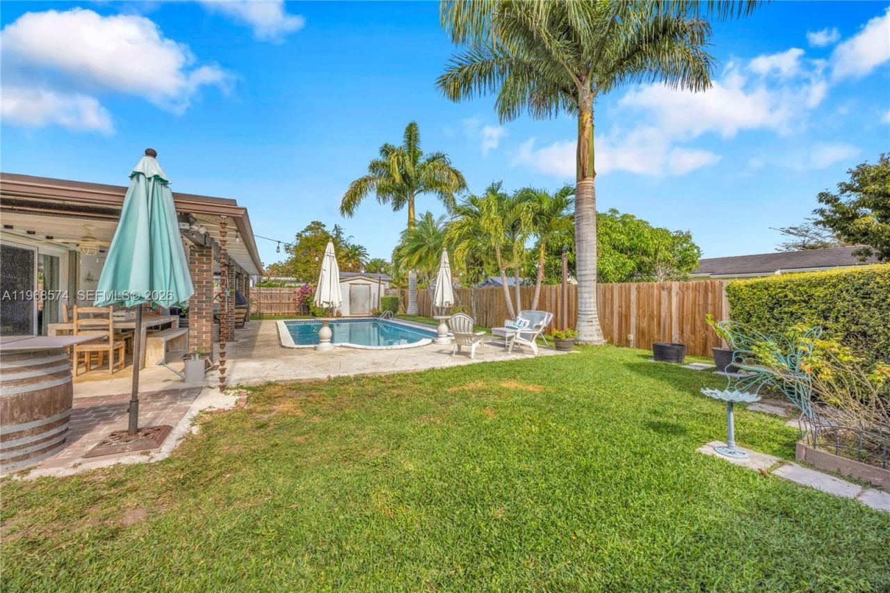 18525 SW 90th Ct, Cutler Bay, FL 33157 Photo