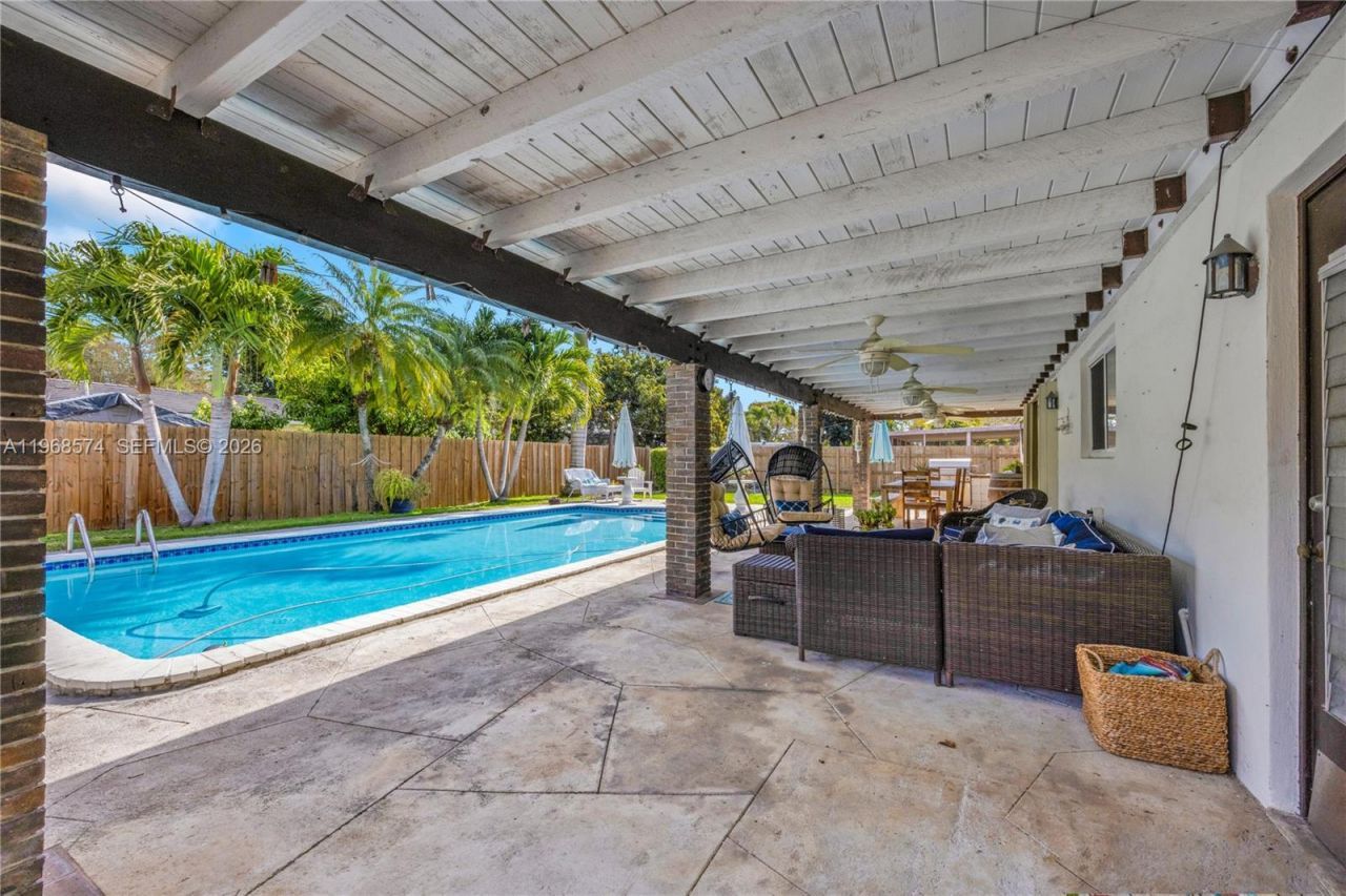 18525 SW 90th Ct, Cutler Bay, FL 33157 Photo