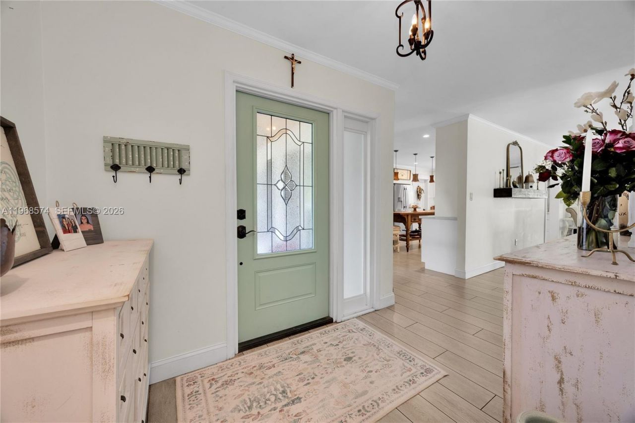 18525 SW 90th Ct, Cutler Bay, FL 33157 Photo