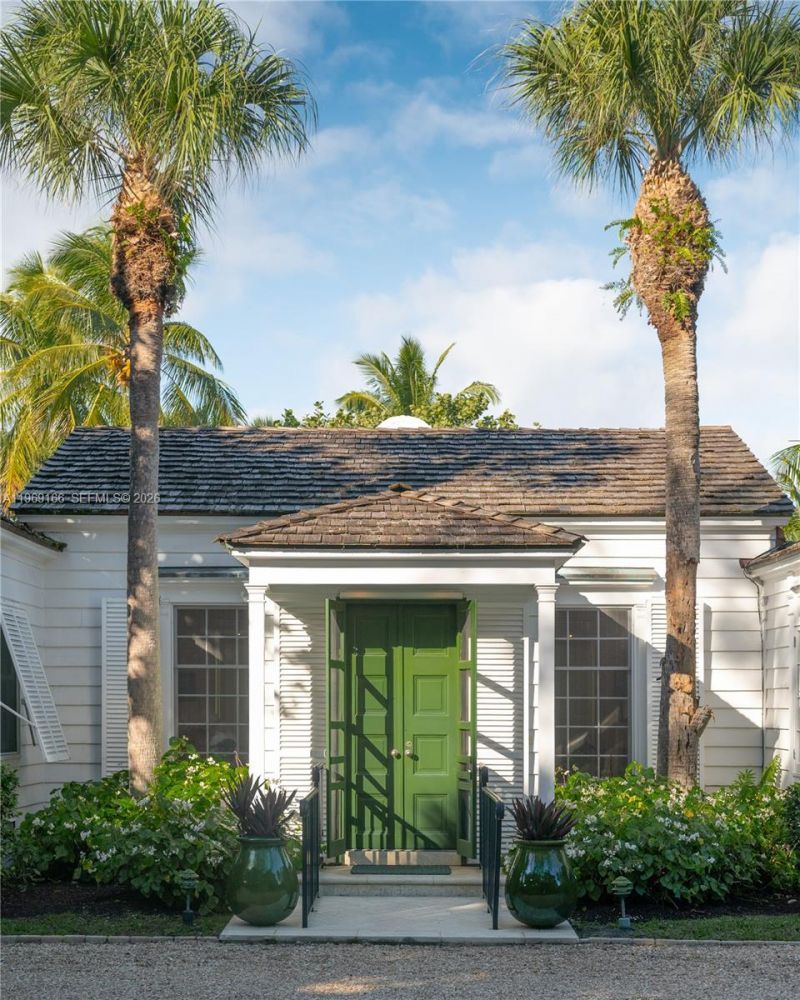 200 S Beach Rd, Jupiter Island, FL 33455 Photo