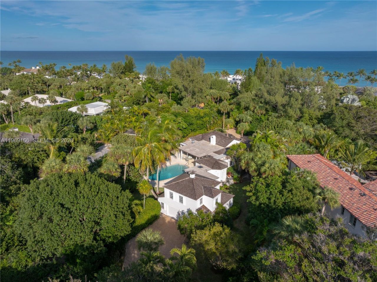 200 S Beach Rd, Jupiter Island, FL 33455 Photo