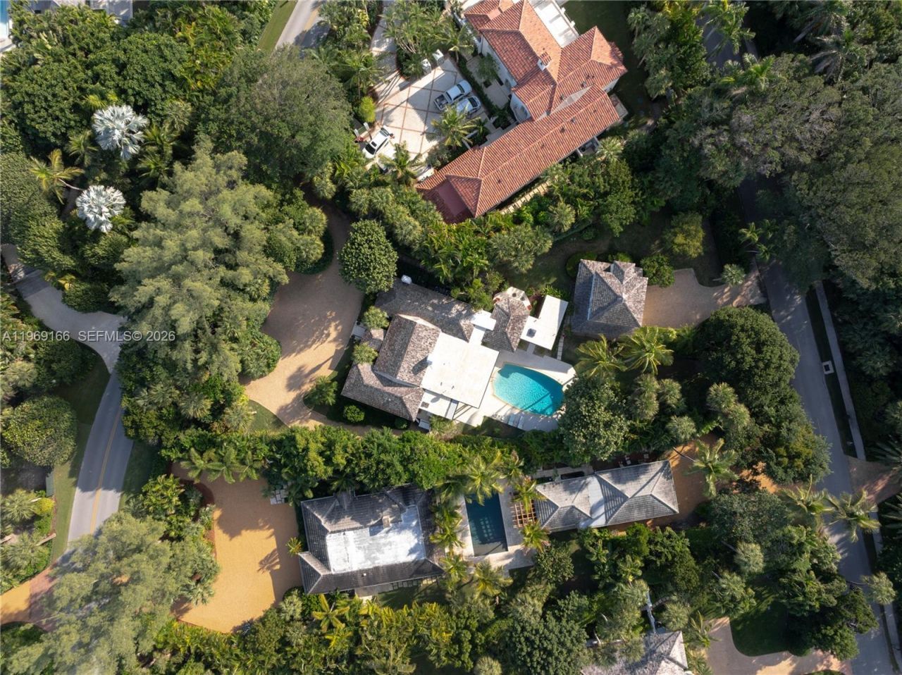 200 S Beach Rd, Jupiter Island, FL 33455 Photo