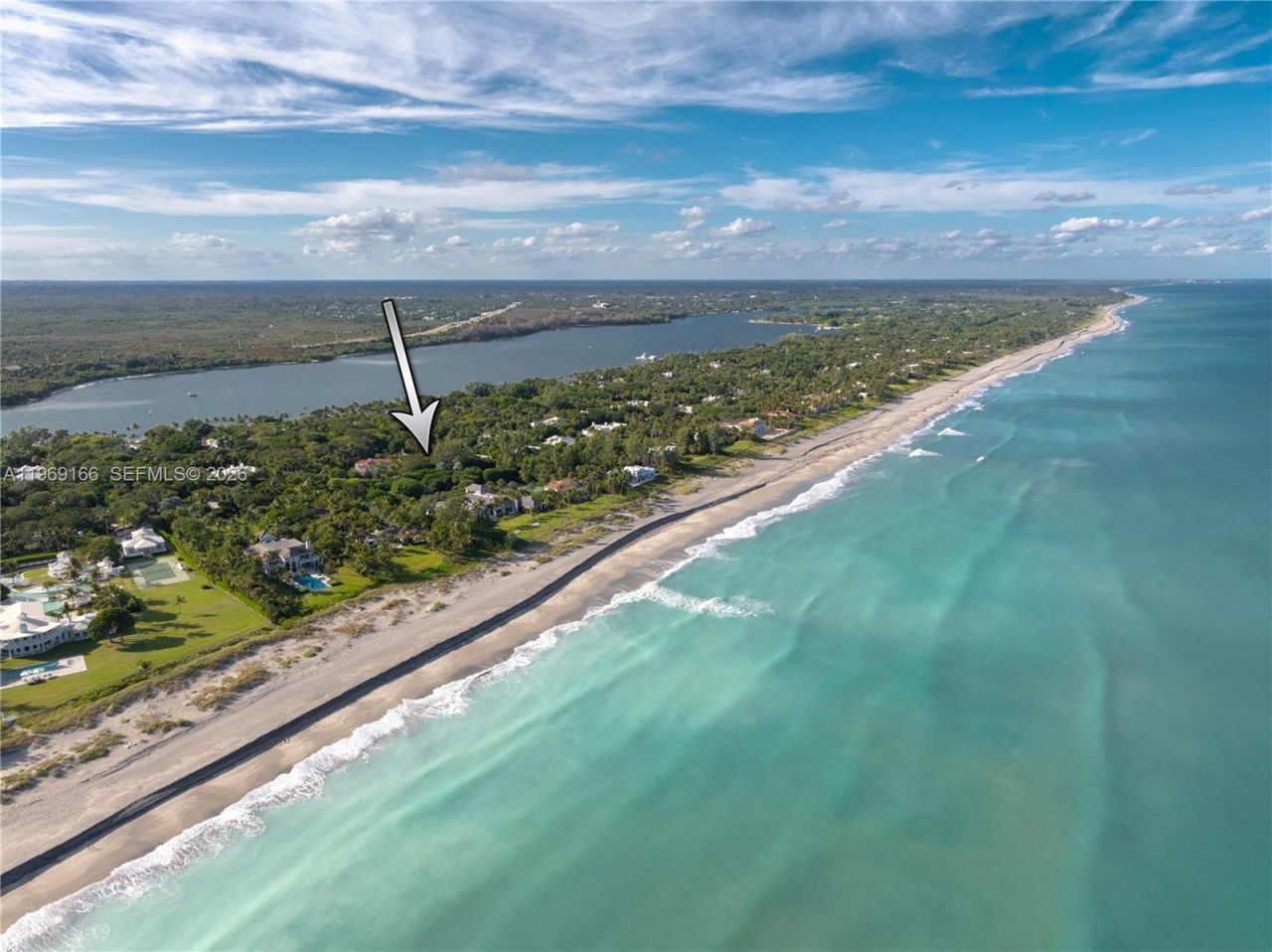 200 S Beach Rd, Jupiter Island, FL 33455 Photo