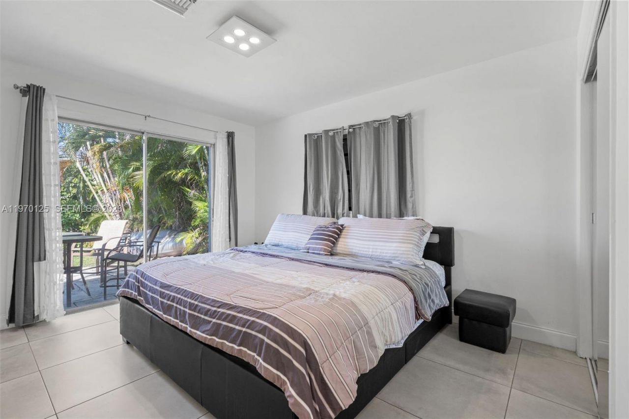 3035 Hayes St, Hollywood, FL 33021 Photo