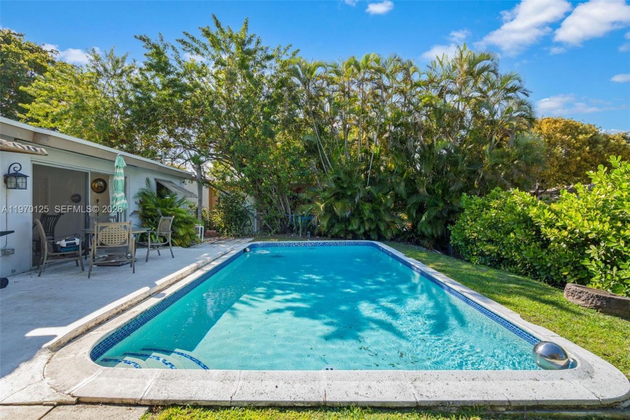 3035 Hayes St, Hollywood, FL 33021 Photo