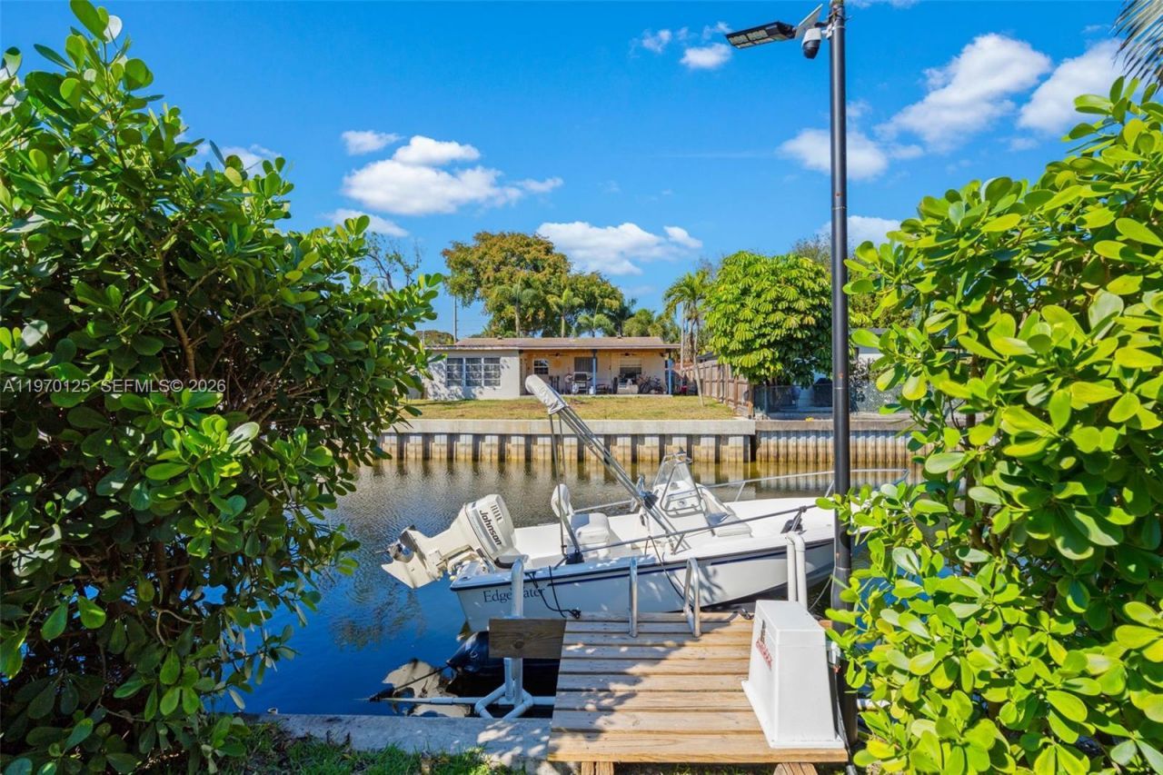 3035 Hayes St, Hollywood, FL 33021 Photo