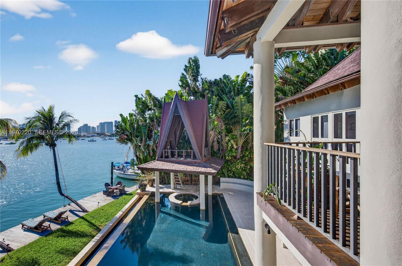 14 W San Marino Dr, Miami Beach, FL 33139 Photo