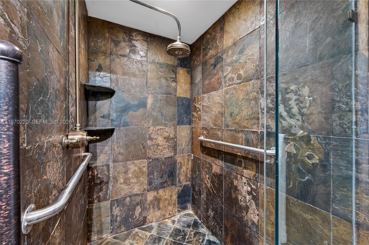 14 W San Marino Dr, Miami Beach, FL 33139 Photo