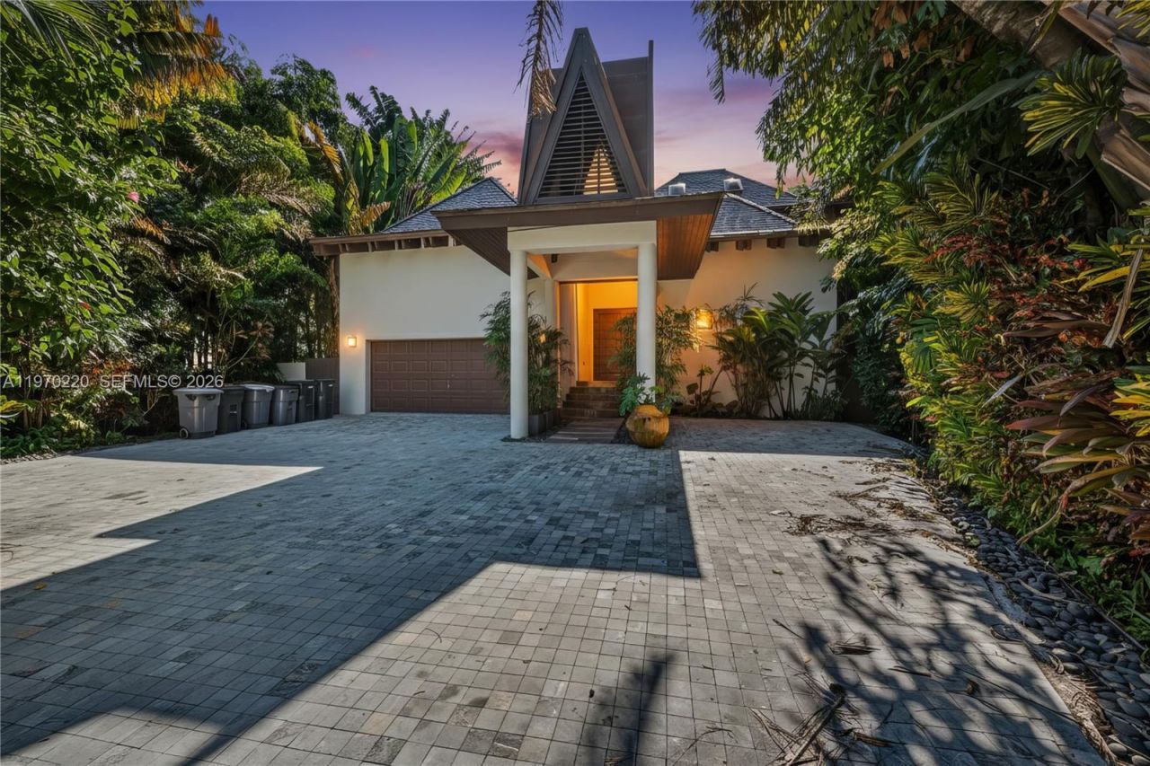 14 W San Marino Dr, Miami Beach, FL 33139 Photo