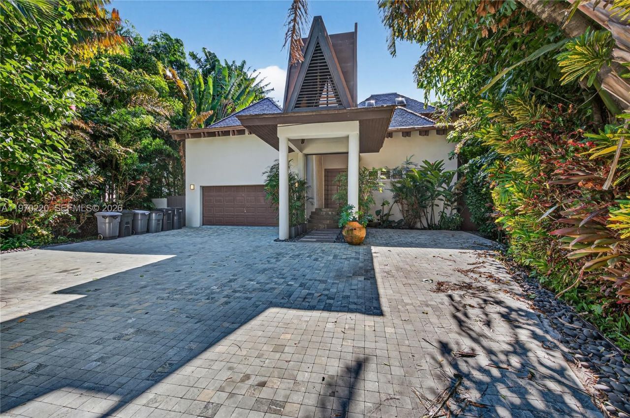 14 W San Marino Dr, Miami Beach, FL 33139 Photo