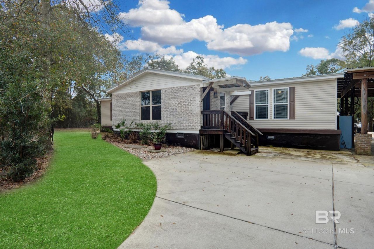 32578 W Carrier Drive, Lillian, AL 36549 Main Photo