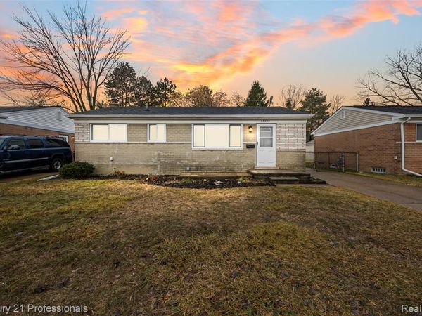 33329 Cheryl Street, Clinton Twp, MI 48035