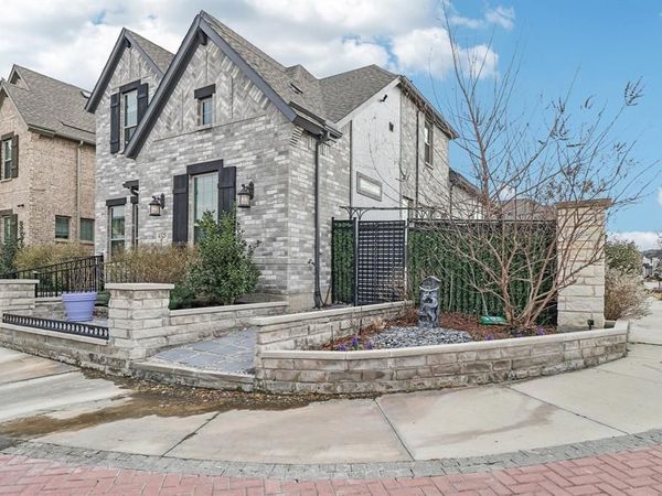 4325 Smokey Quartz Lane, Arlington, TX 76005