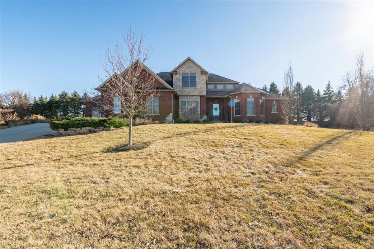 9580 Janel Drive, Bloomington, IL 61705 Main Photo