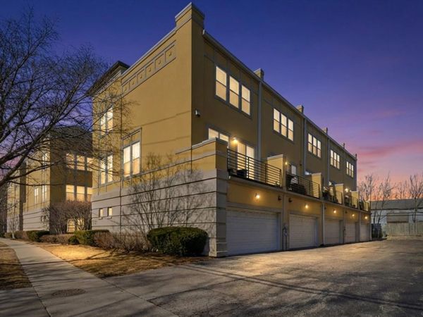 7521 Brown Avenue, Unit G, Forest Park, IL 60130