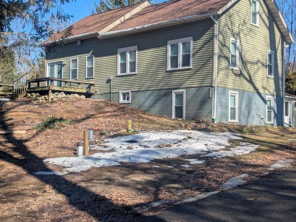 6341 Johnson Road, Coloma, MI 49038