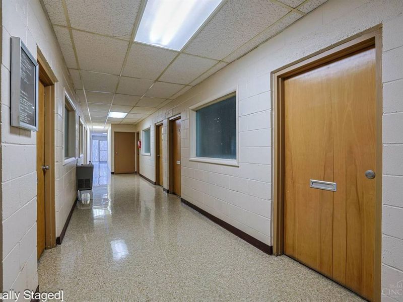 1172 W Galbraith Road, Springfield Twp., OH 45231 Photo 16