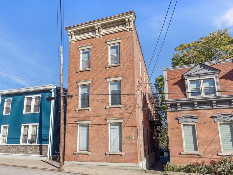 1716 Highland Avenue, Unit 2, Cincinnati, OH 45202 Photo 1