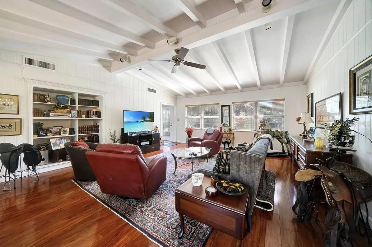 705 Whitfield Avenue, Sarasota, FL 34243 Photo