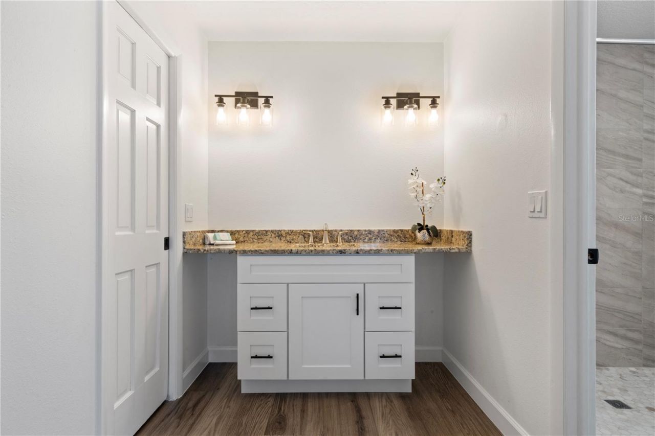 5923 Stratton Lane, Orlando, FL 32808 Photo