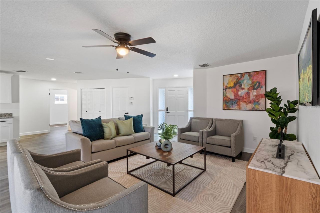 5923 Stratton Lane, Orlando, FL 32808 Photo