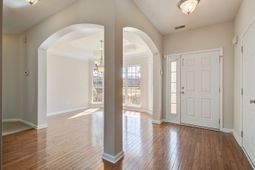 7559 Hawks Circle photo 4