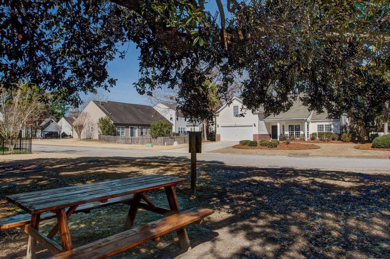 7559 Hawks Circle Photo 28