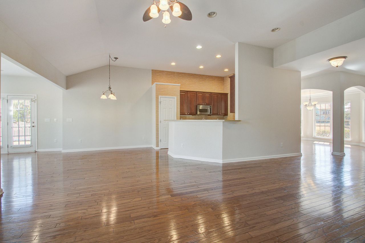 7559 Hawks Circle Photo 7