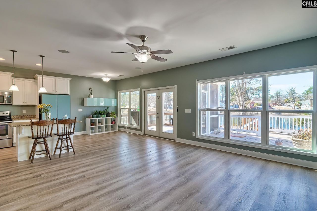 417 Dot Court  Photo 12