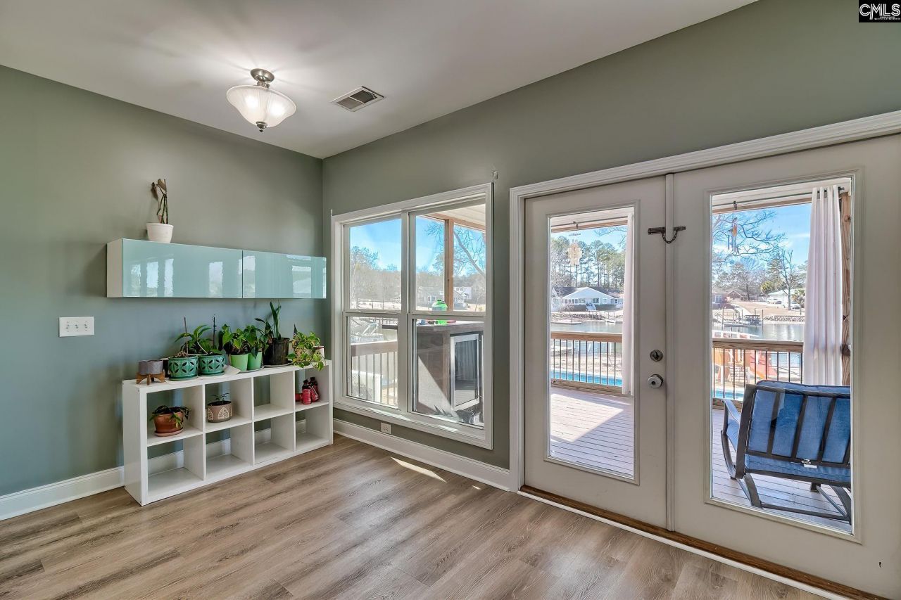 417 Dot Court  Photo 14