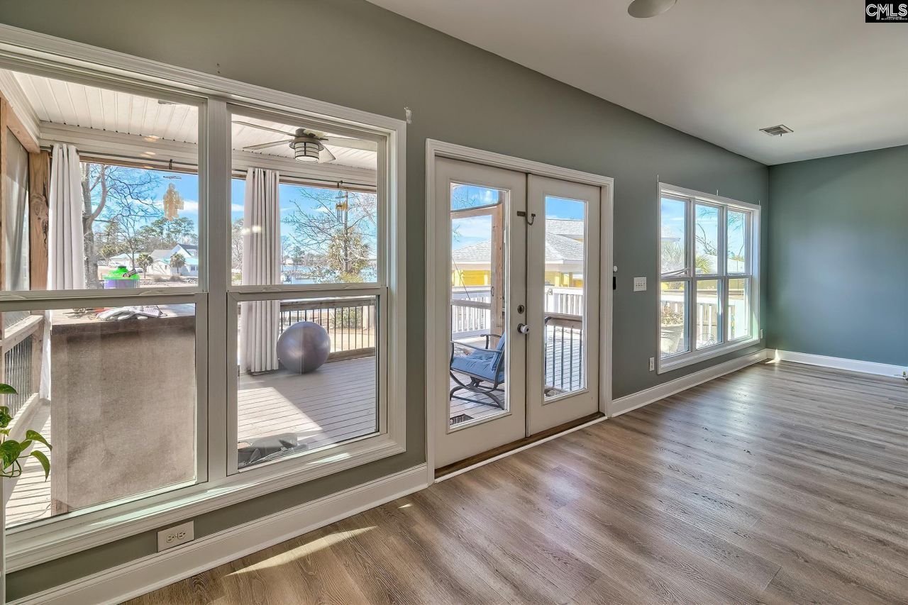 417 Dot Court  Photo 15