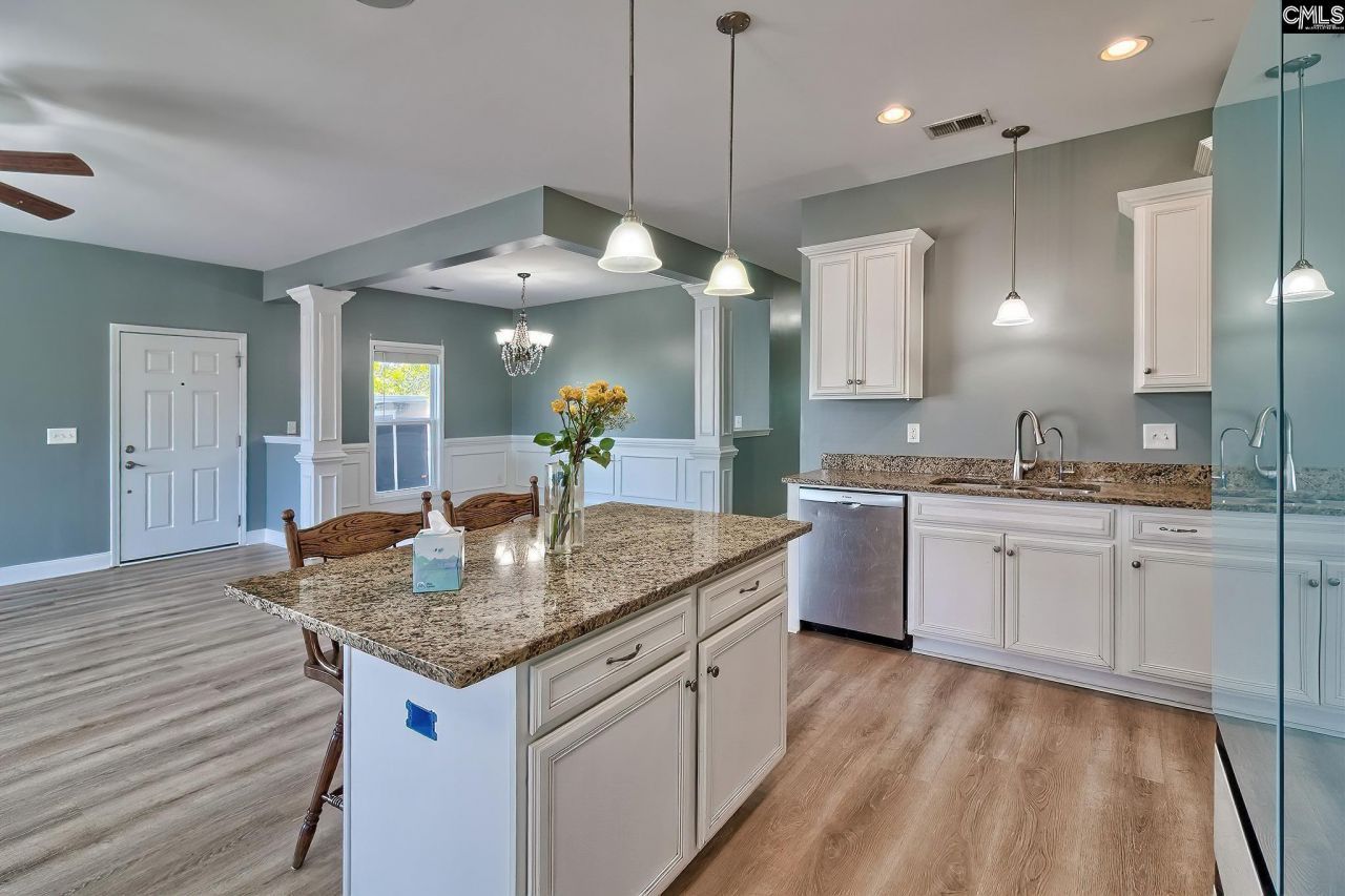 417 Dot Court  Photo 17