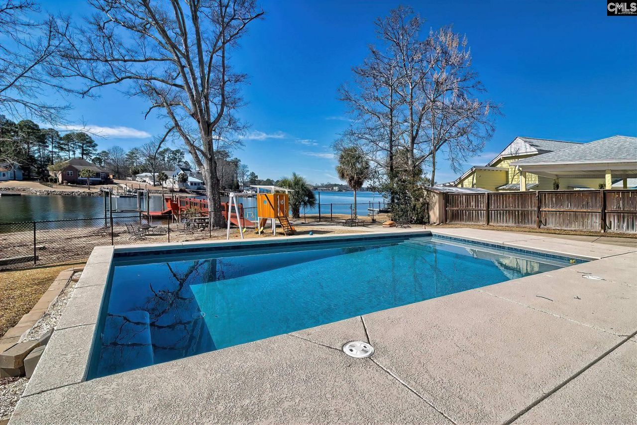 417 Dot Court  Photo 34