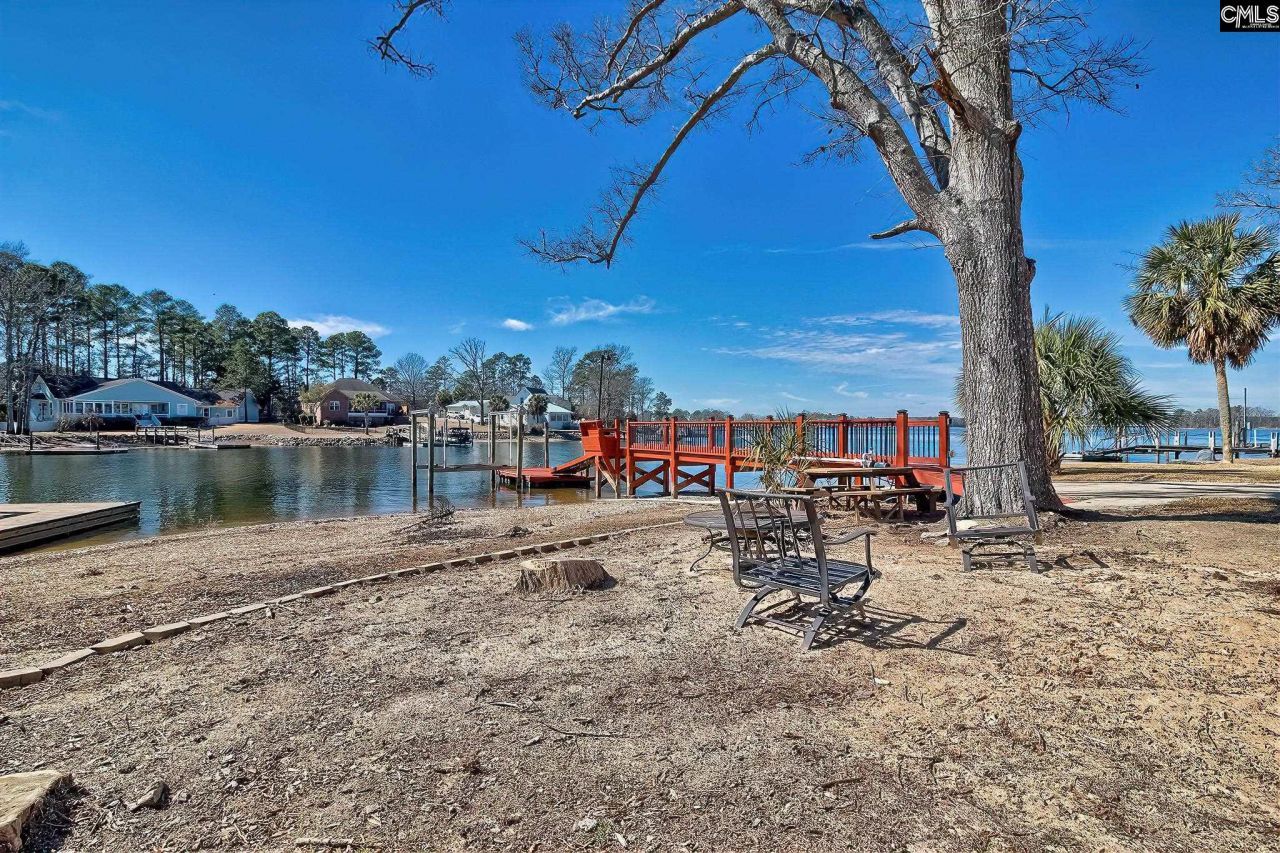 417 Dot Court  Photo 43