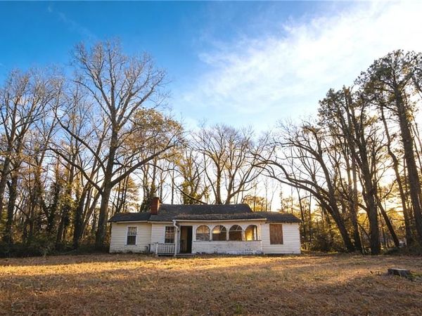 731 Bolton Road NW, Atlanta, GA 30331