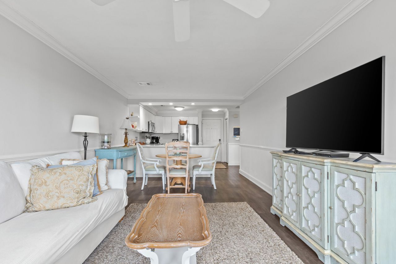 2106 Landfall Way Photo 16