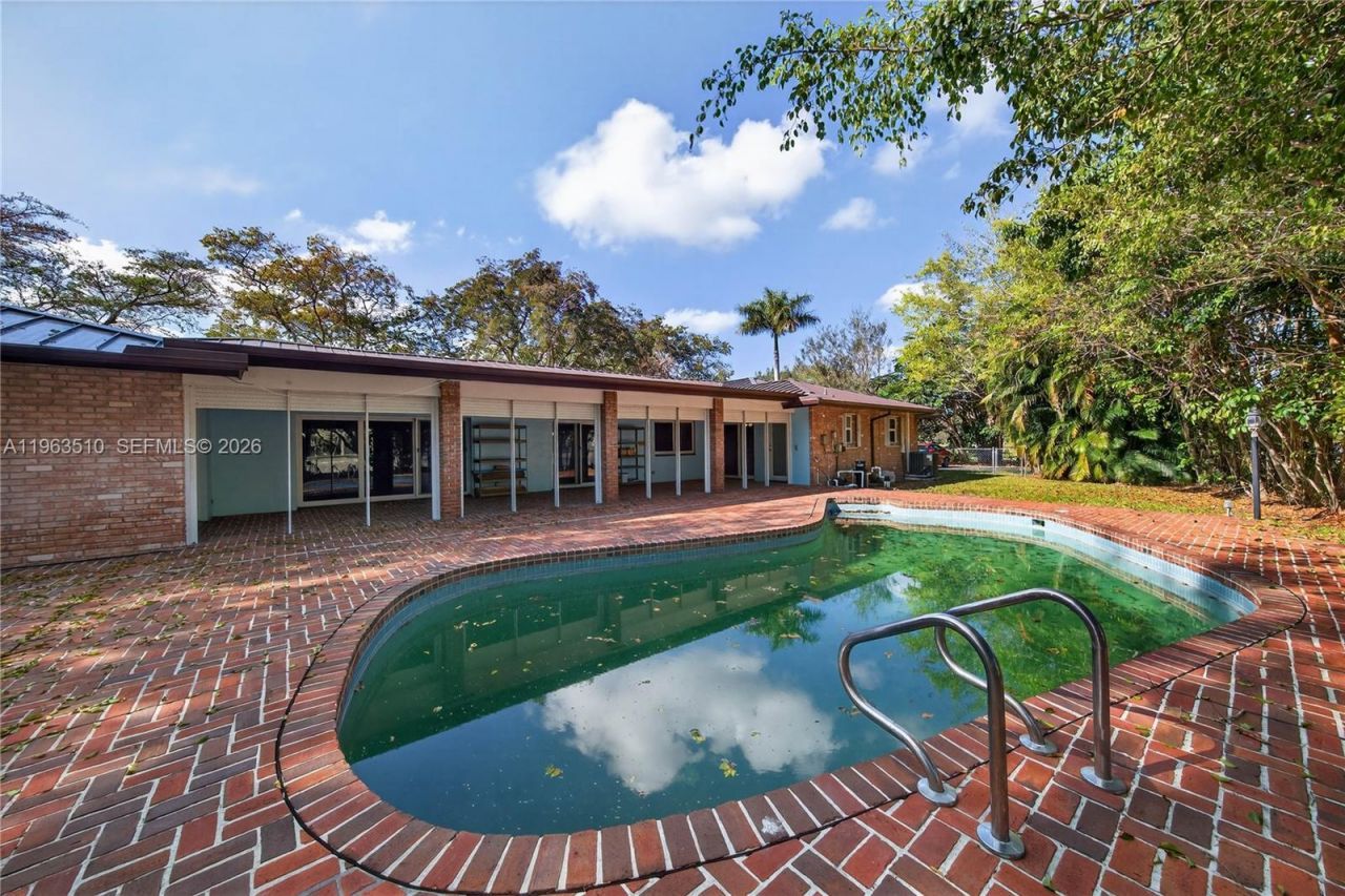 6621 E Tropical Way, Plantation, FL 33317 Photo