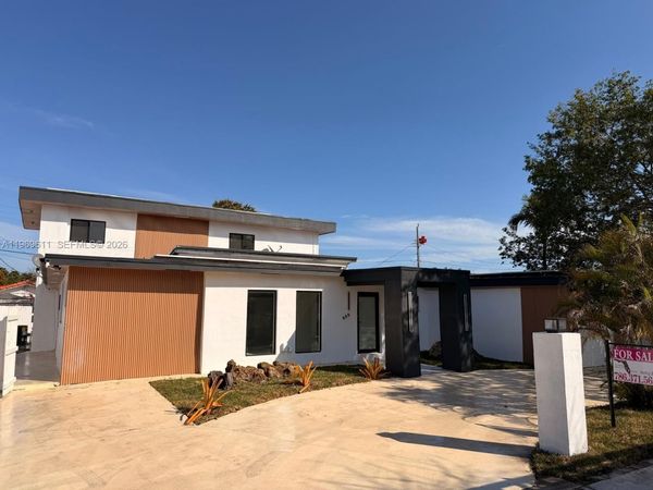 935 SW 72nd Ave , Miami, FL 33144