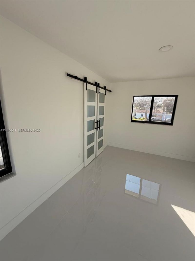 935 SW 72nd Ave , Miami, FL 33144 Photo