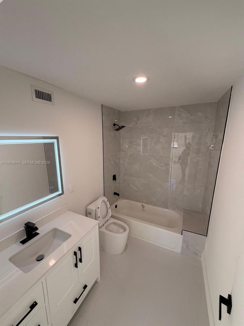 935 SW 72nd Ave , Miami, FL 33144 Photo